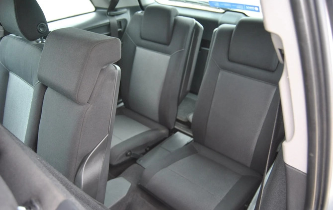 Opel Zafira cena 13900 przebieg: 339357, rok produkcji 2012 z Mogilno małe 301